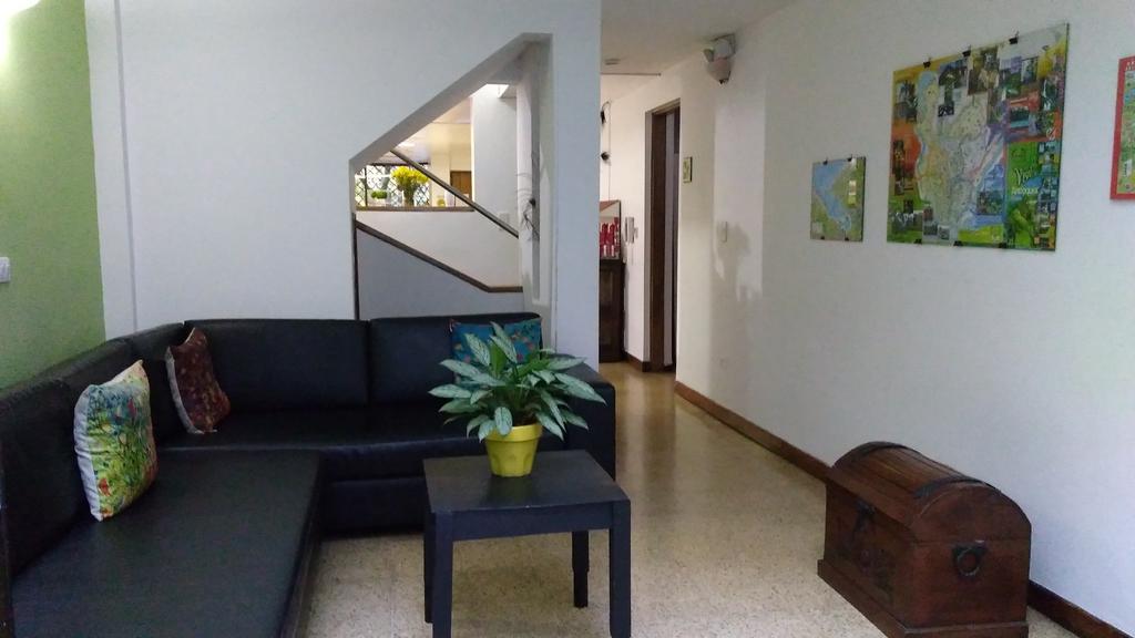 Hostal Tamarindo Itagüí Exterior foto